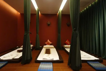 广州白云泰式按摩的被动瑜伽：当身体被折叠成诗